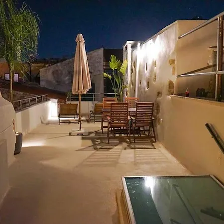 Apollona's Boutique Apartmán